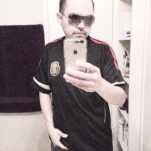 Meet your Posher, German